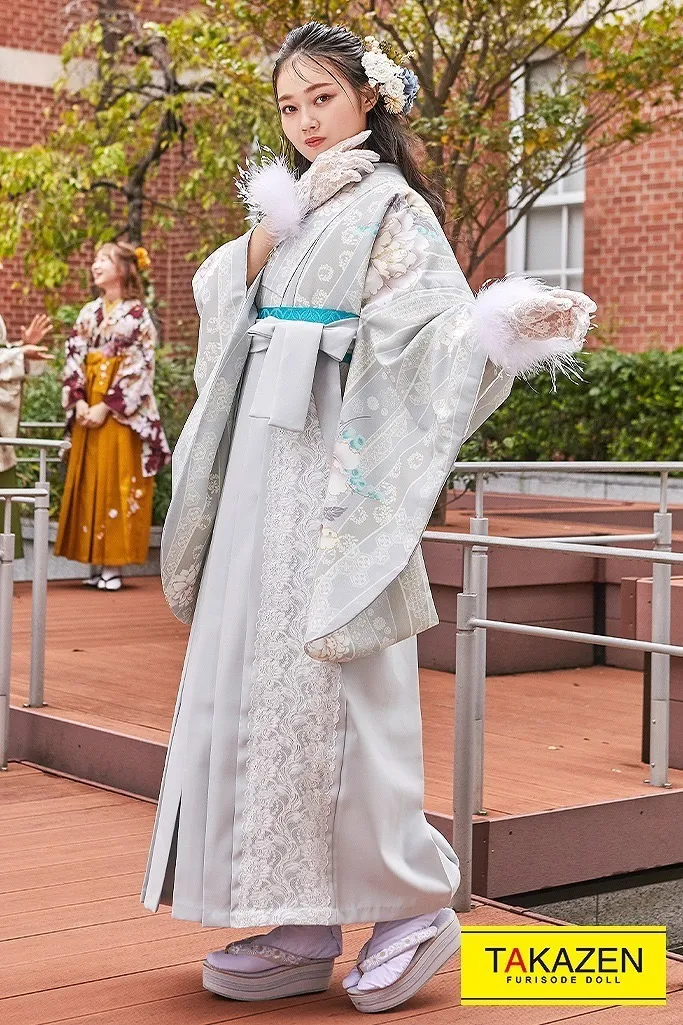 袴レンタル　振袖レンタル　くすみ　キラキラ　かわいい　梅田　大阪　安い　イマドキ　古典　くすみカラー　前撮り　ヴィンテージ　渋い