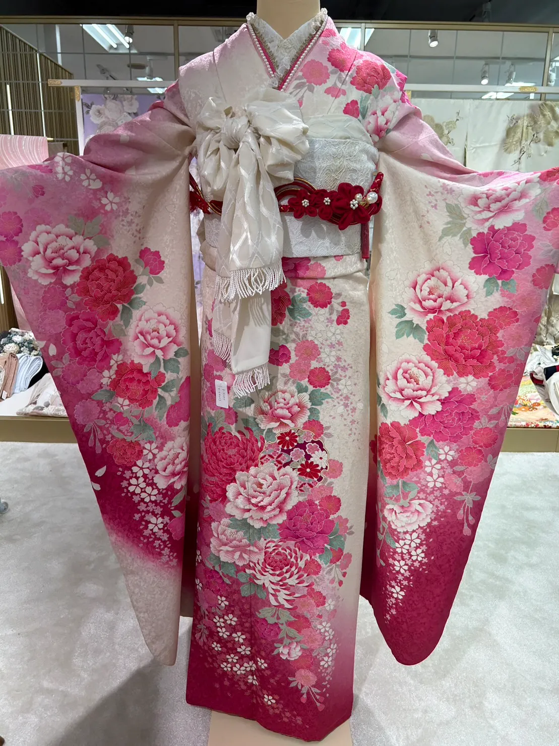 振袖　かわいい　ピンク　ガーリー　大阪　レンタル　難波　心斎橋