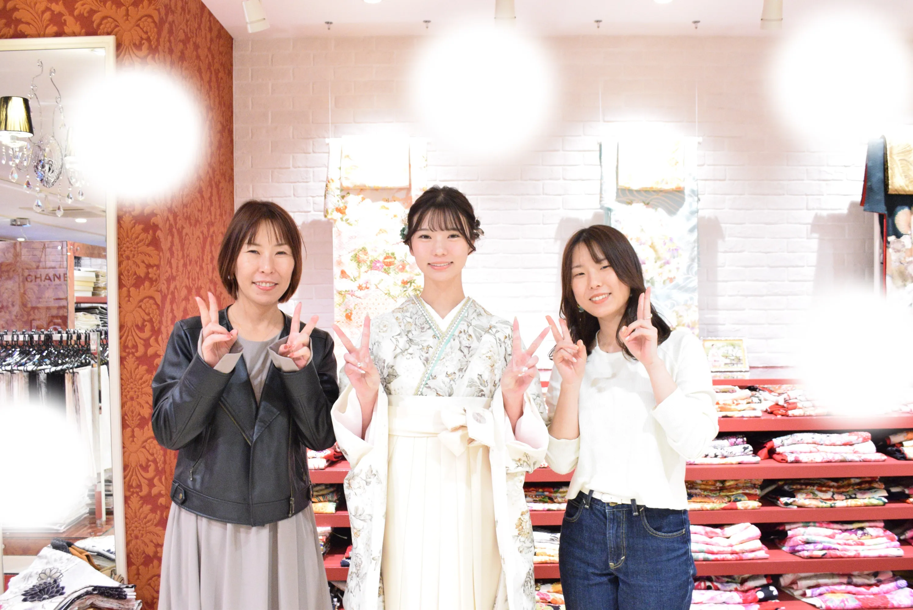 袴レンタル　振袖レンタル　くすみ　キラキラ　かわいい　梅田　大阪　安い　イマドキ　古典　くすみカラー　前撮り　ヴィンテージ　渋い