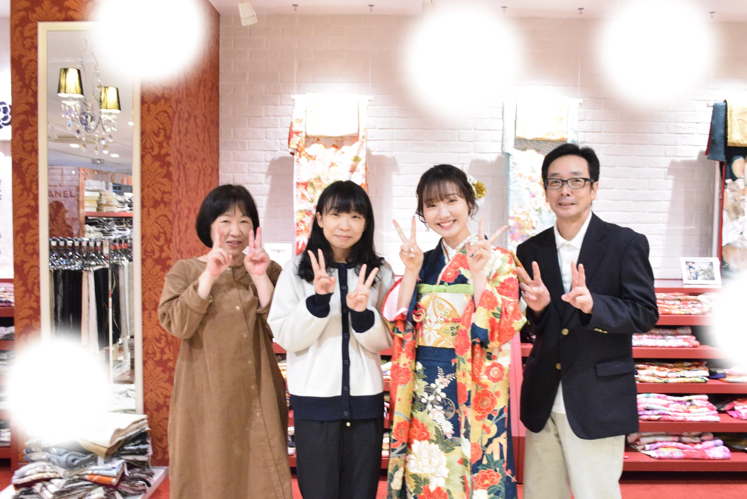 袴レンタル　振袖レンタル　くすみ　キラキラ　かわいい　梅田　大阪　安い　イマドキ　古典　くすみカラー　前撮り　ヴィンテージ　渋い