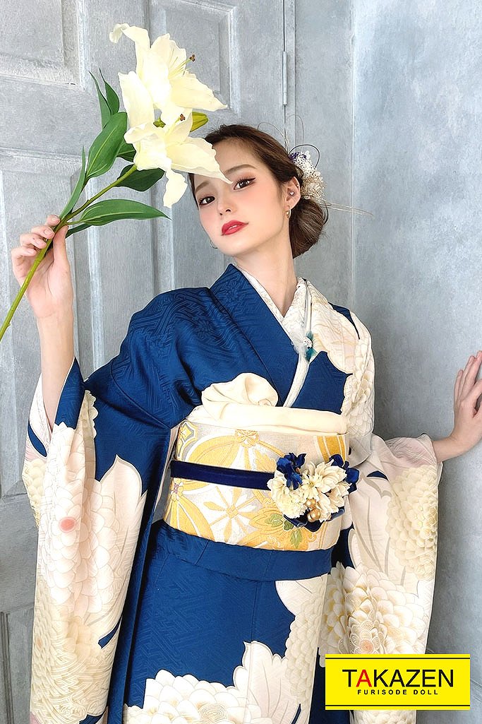成人式　レンタル　振袖　可愛い　今どき　青色　ブルー　花　古典　　ネイビー　紺