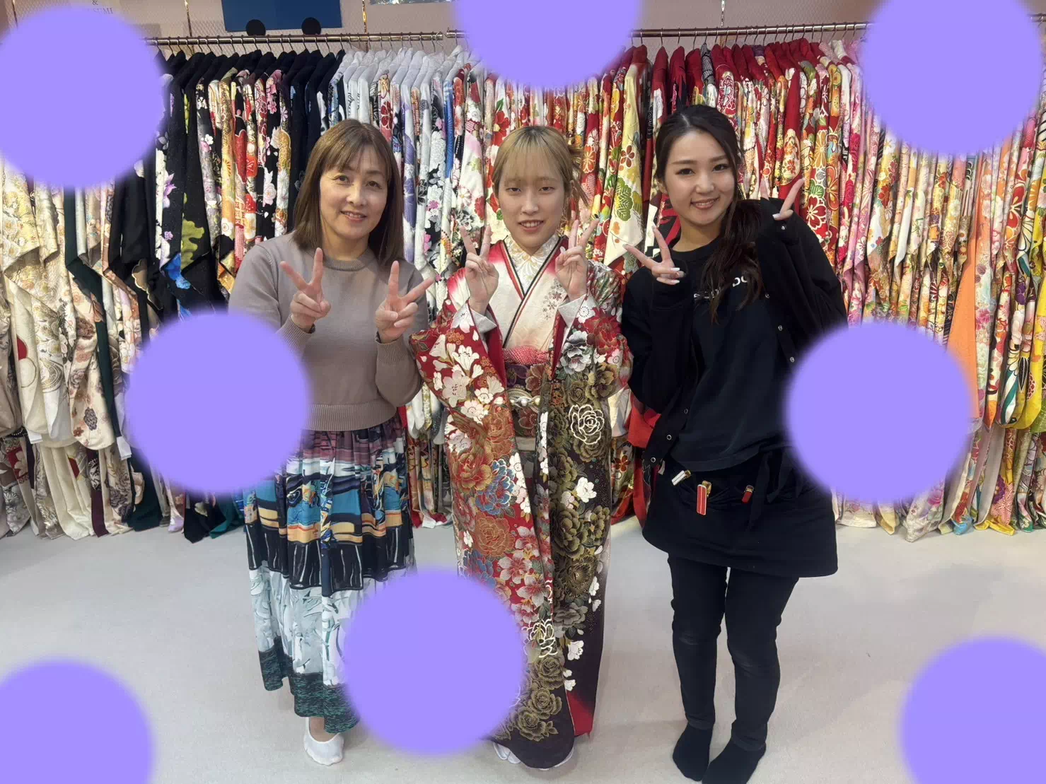 TAKAZEN神戸三宮店　成人式　振袖　赤　かっこいい　派手　モード　イマドキ　