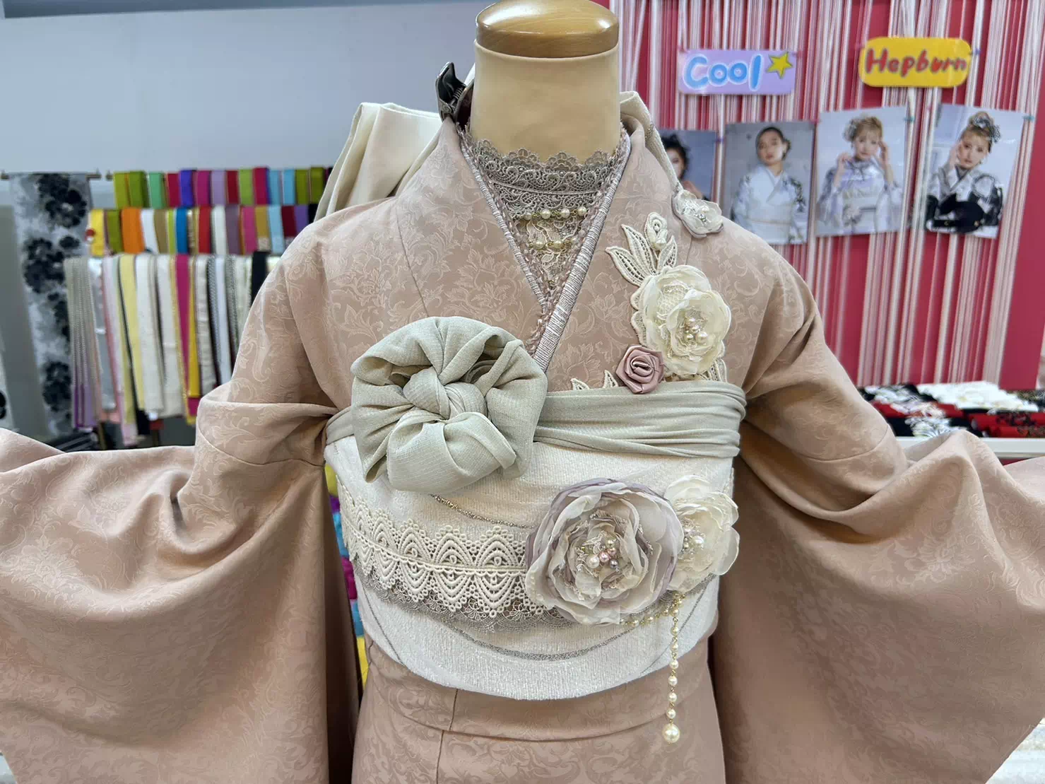 TAKAZEN神戸三宮店　前撮り撮影会　イマドキ　カワイイ　コディネート　振袖　レンタル　袴　