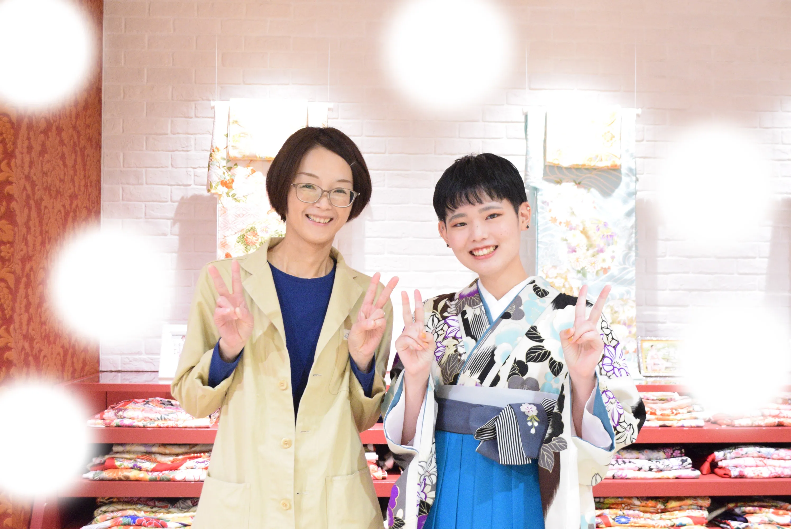 袴レンタル　振袖レンタル　くすみ　キラキラ　かわいい　梅田　大阪　安い　イマドキ　古典　くすみカラー　前撮り　ヴィンテージ　渋い