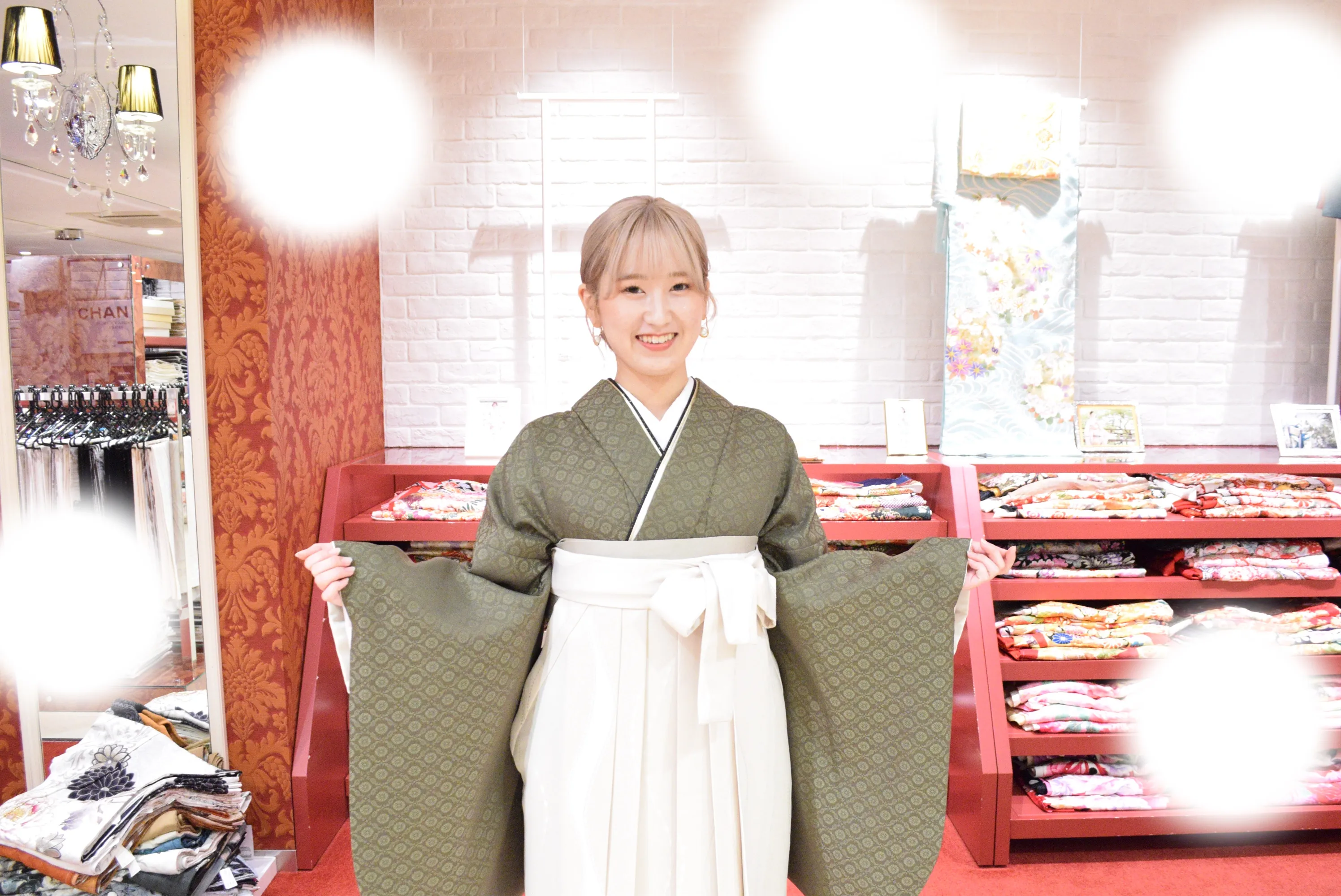 袴レンタル　振袖レンタル　くすみ　キラキラ　かわいい　梅田　大阪　安い　イマドキ　古典　くすみカラー　前撮り　ヴィンテージ　渋い
