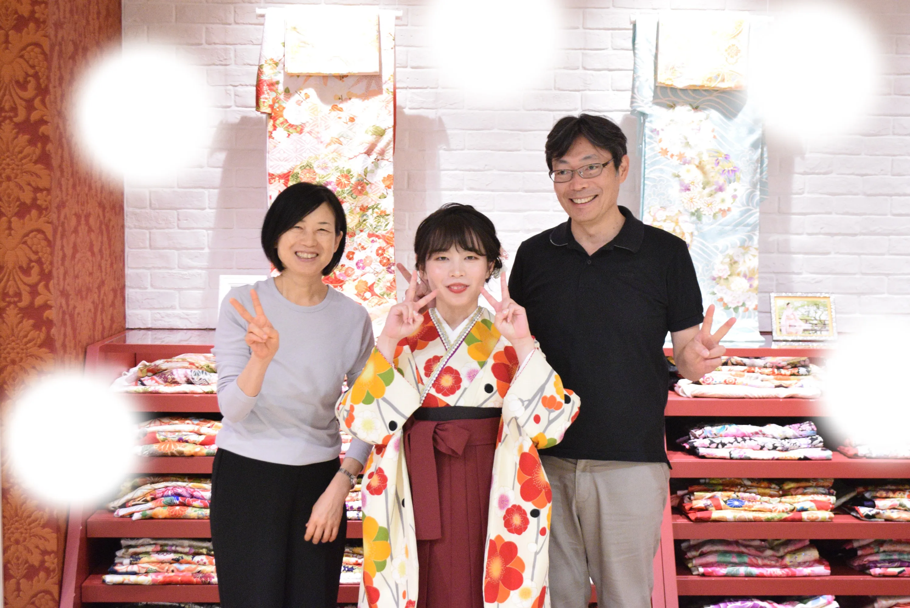 袴レンタル　振袖レンタル　くすみ　キラキラ　かわいい　梅田　大阪　安い　イマドキ　古典　くすみカラー　前撮り　ヴィンテージ　渋い