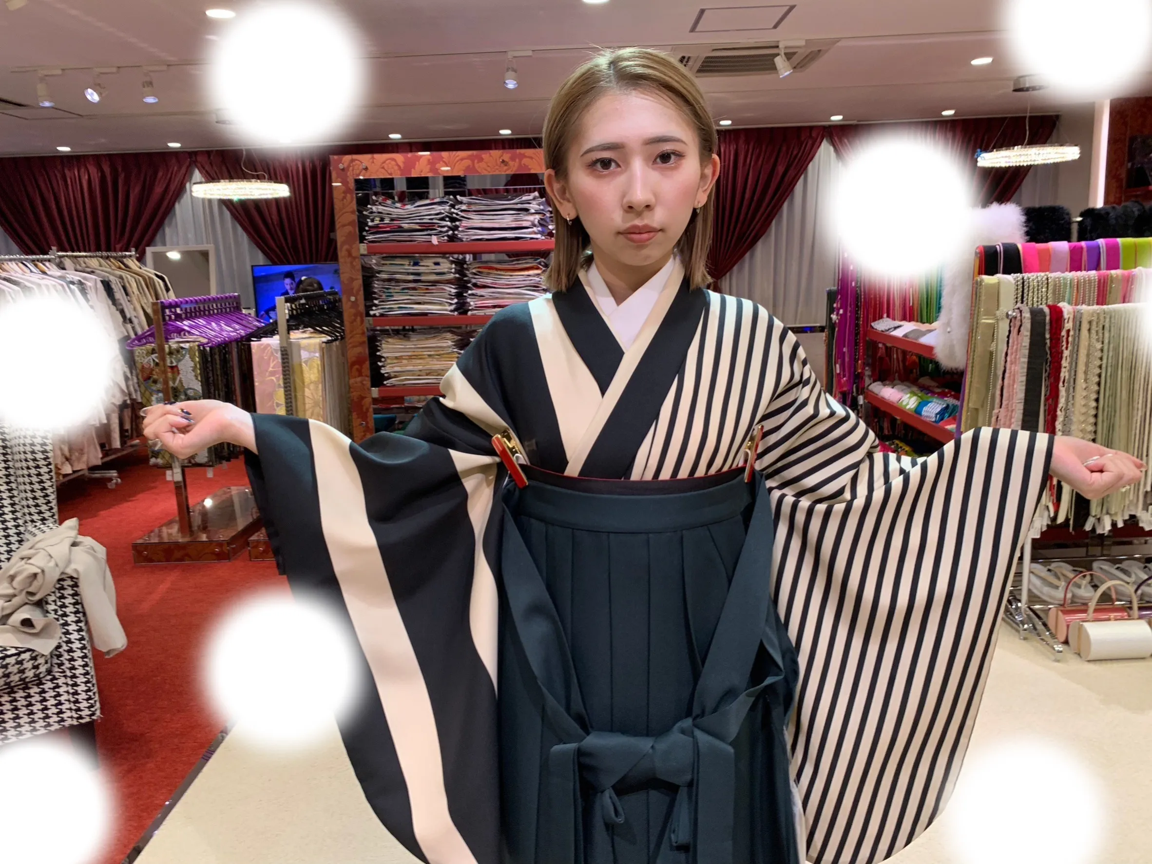 袴レンタル　大阪　梅田　前撮り　安い　かわいい　レース　イマドキ　新作　くすみカラー　振袖レンタル　古典　白
