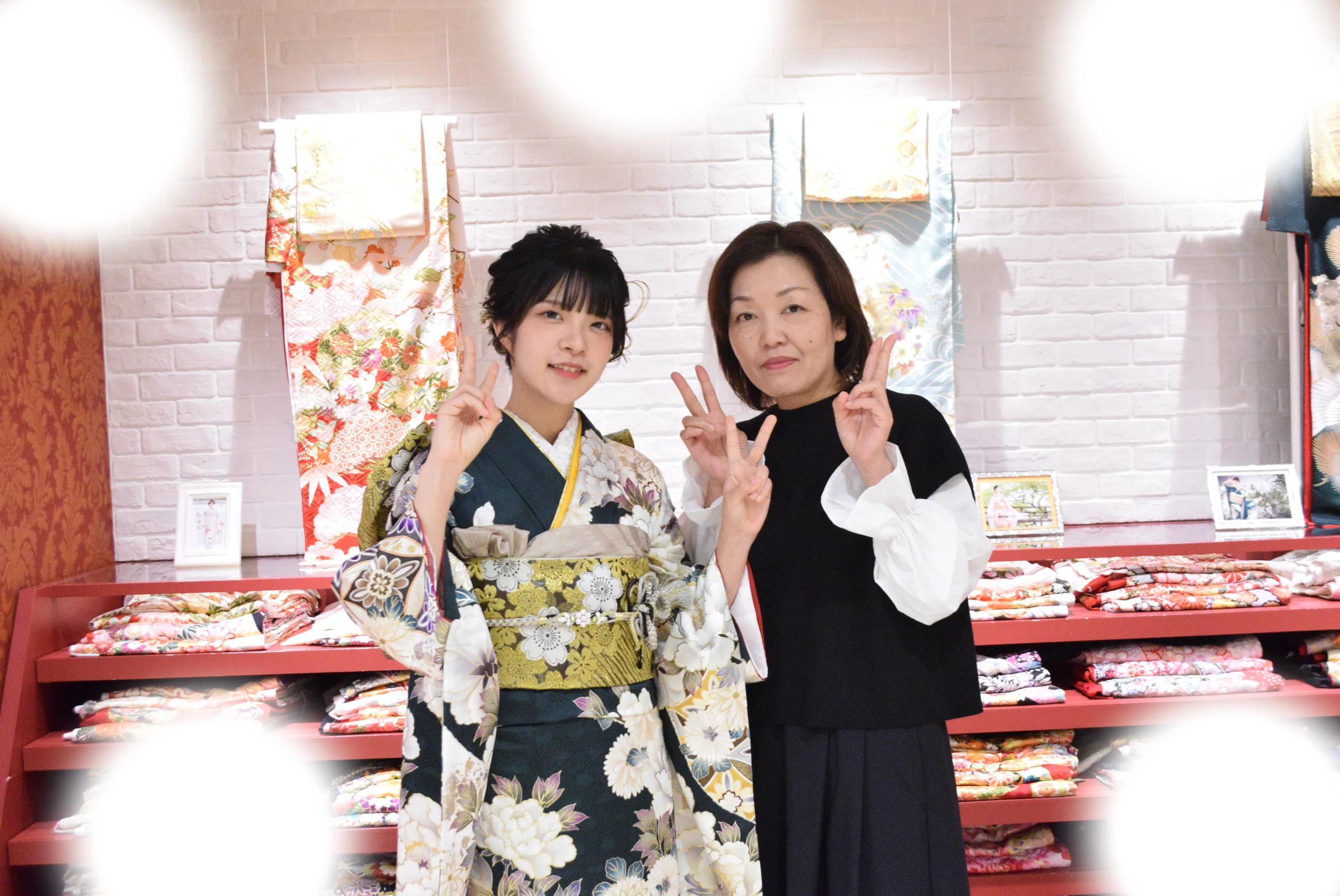 成人式　前撮り　梅田　袴　くすみカラー　かわいい　イマドキ　淡色　古典　タカゼン　撮影