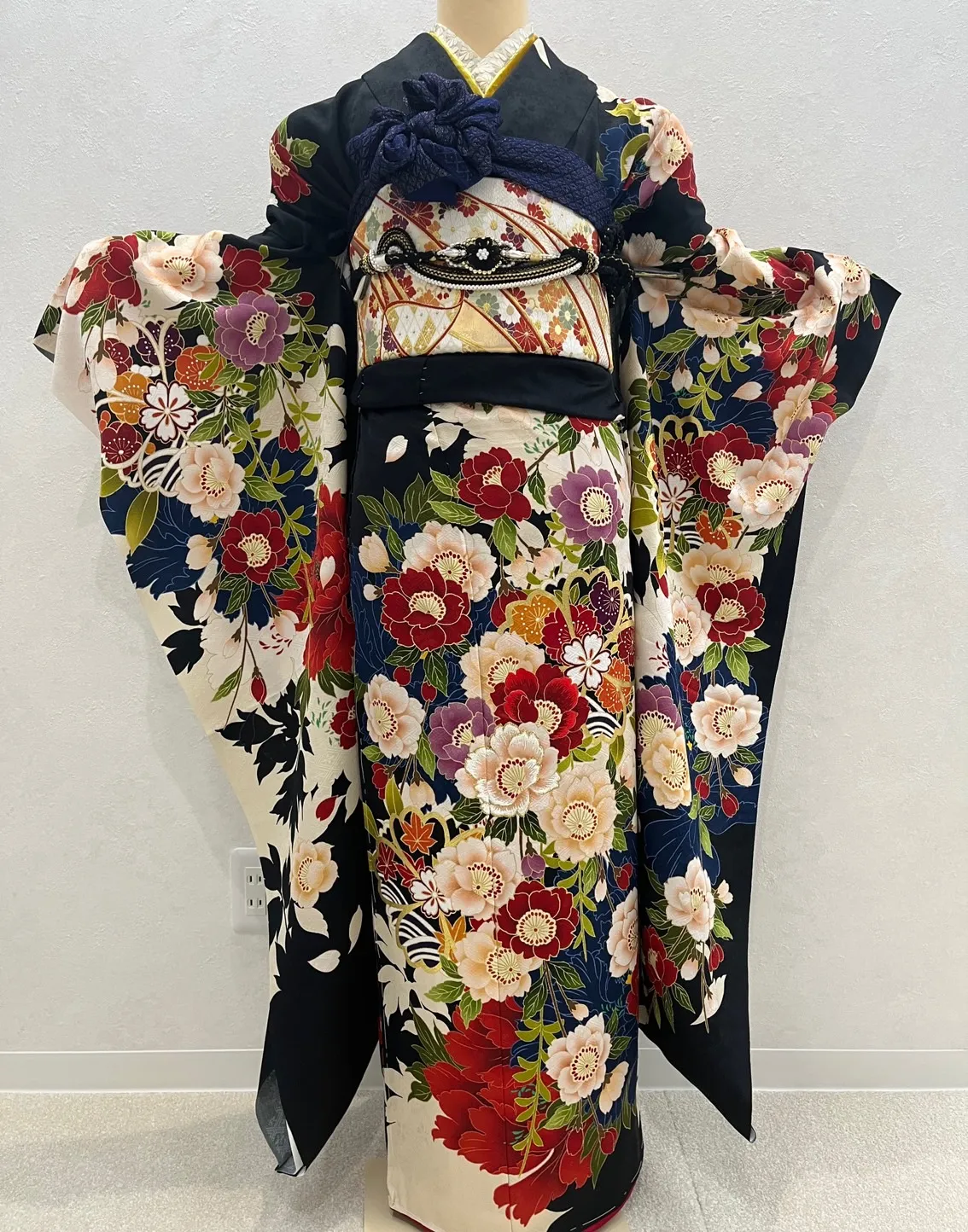 振袖レンタル　奈良　橿原　かわいい　おしゃれ　個性派　かわいい　かっこいい　くすみ　イマドキ　