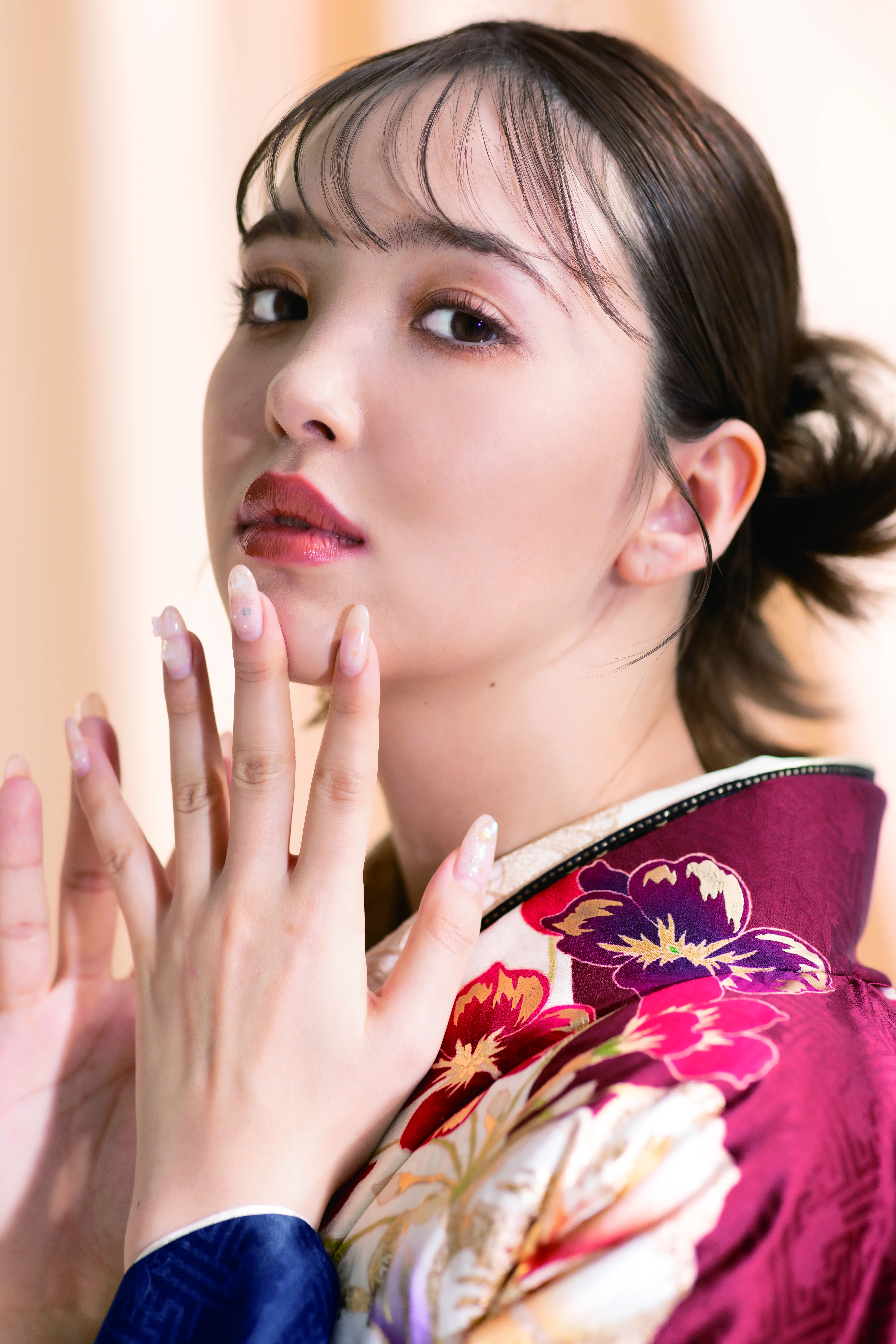 藤田ニコル　にこるん　振袖レンタル