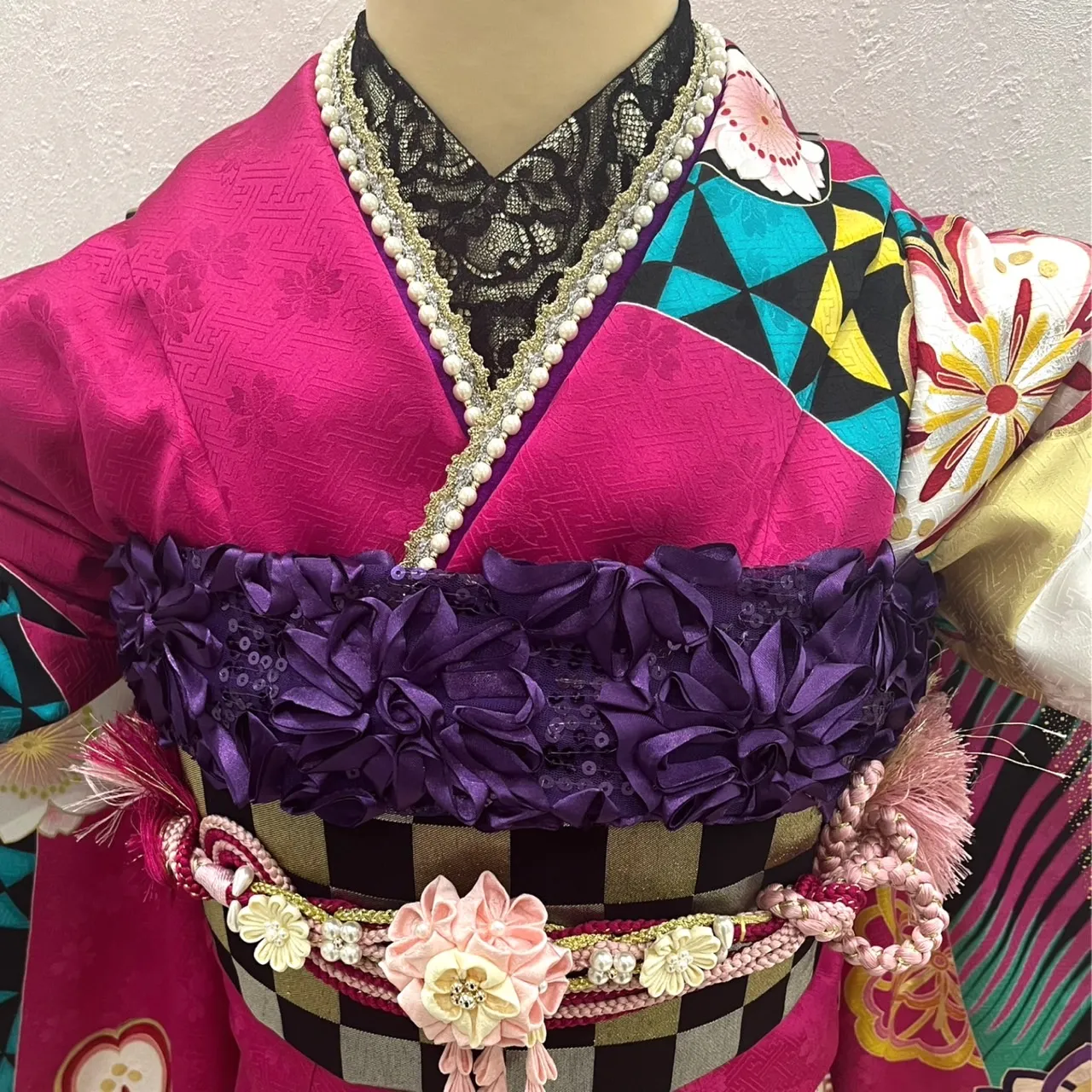 振袖レンタル　奈良　橿原　かわいい　おしゃれ　個性派　かわいい　かっこいい　くすみ　イマドキ　