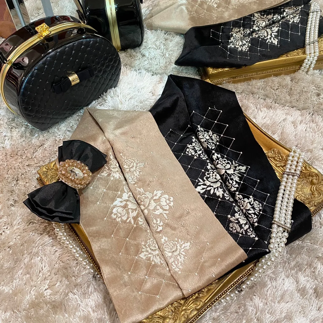 振袖レンタル　奈良　橿原　かわいい　おしゃれ　個性派　かわいい　かっこいい　くすみ　イマドキ　半衿　刺繡衿
