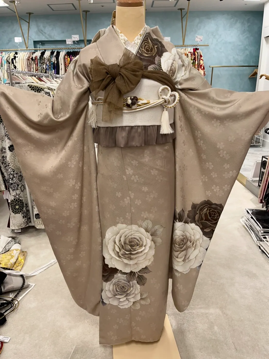振袖レンタル　成人式　くすみ　シンプル