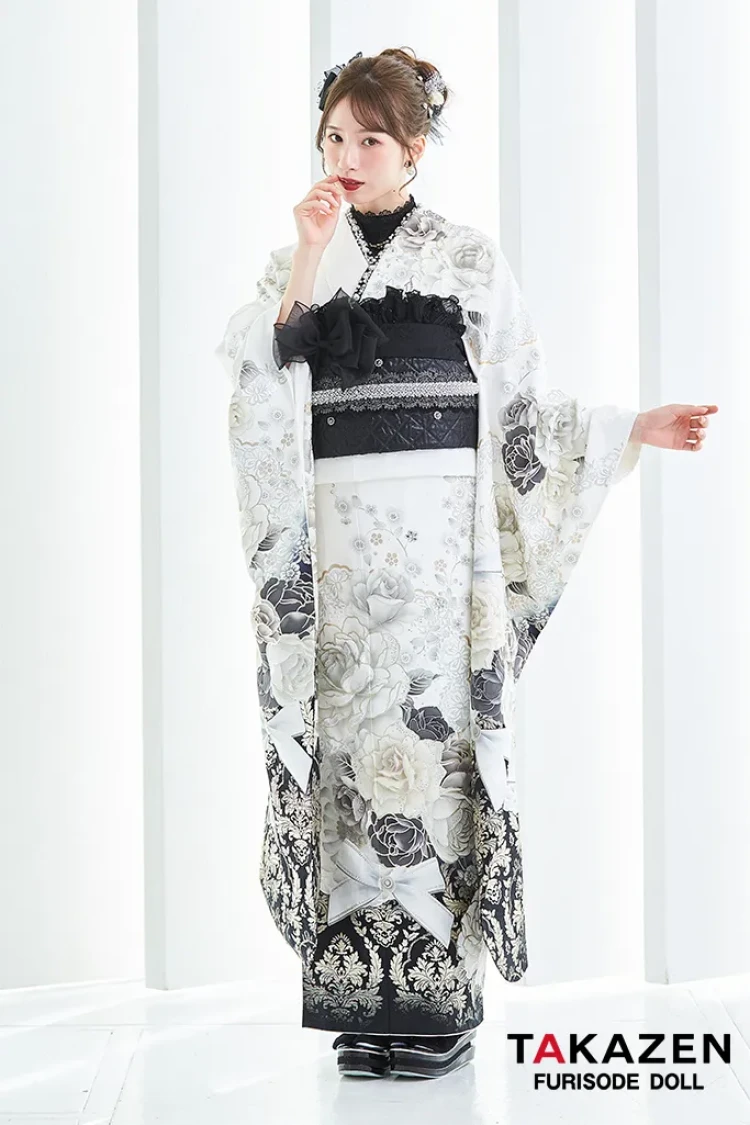 TAKAZENのレンタル振袖 ヘップバーンコスメカラー 白/黒/ゴールド バラ柄/ブーケ柄 セレブ エレガント リボン キラキラ ドレッシー 白宮みずほ【通販可】25005