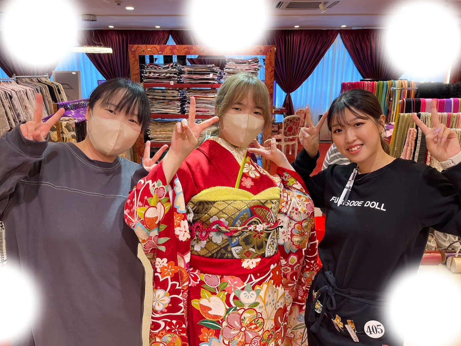 【TAKAZEN大阪梅田本店】♡5日　赤の古典柄でかわいい 豪華なお振袖姫ちゃん♡
