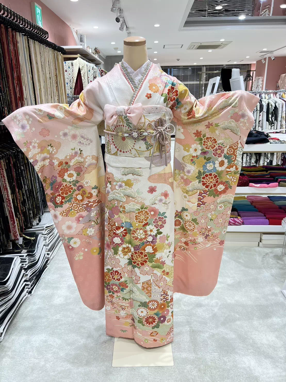 TAKAZEN姫路店　姫路市　成人式　卒業式　袴　振袖　イマドキ振袖　香音　