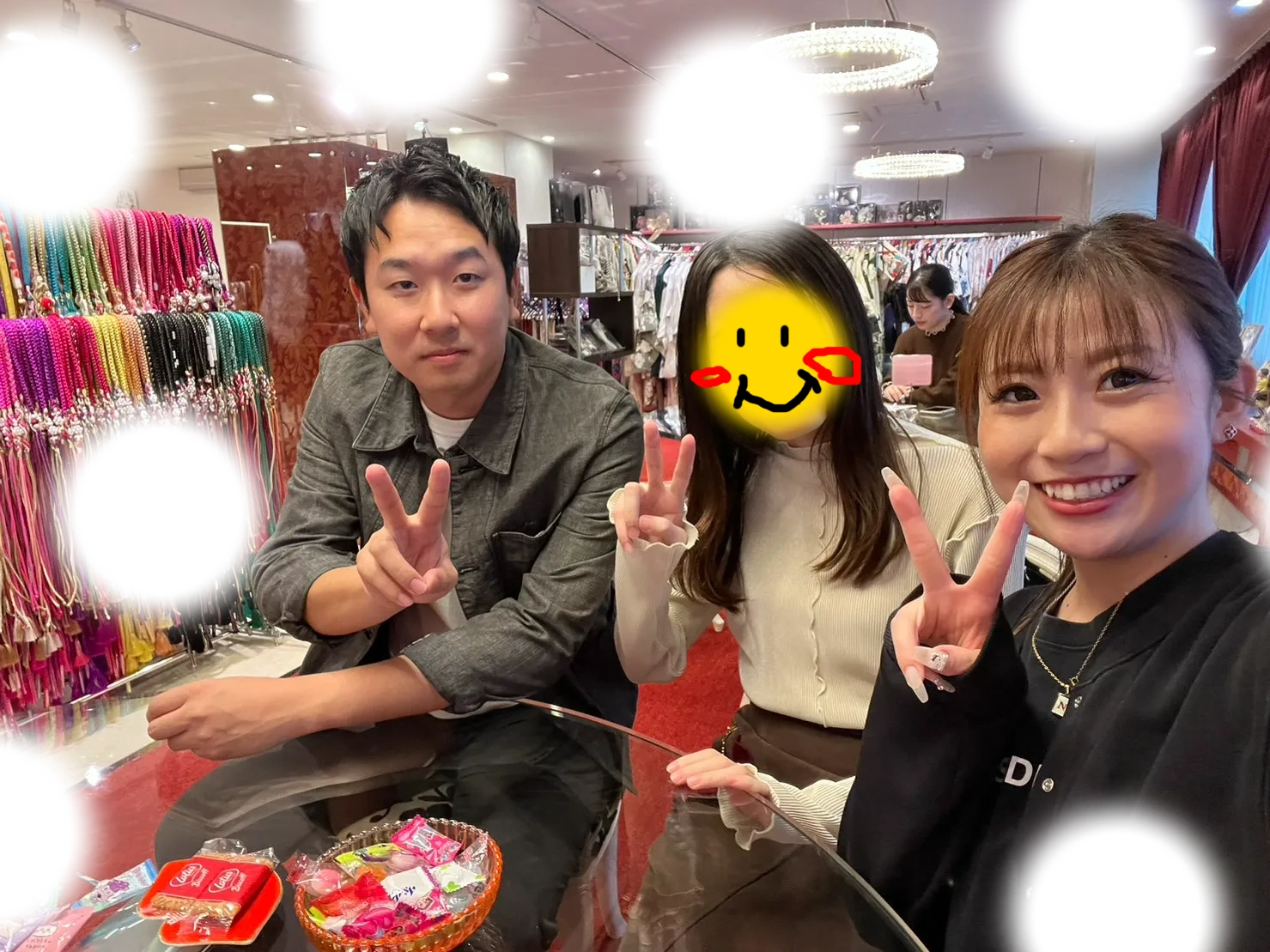 袴　振袖　レンタル　大阪　梅田　安い　かわいい　イマドキ　くすみカラー　レース　オシャレ　派手　被らない　個性的　シンプル　前撮り　ペット可