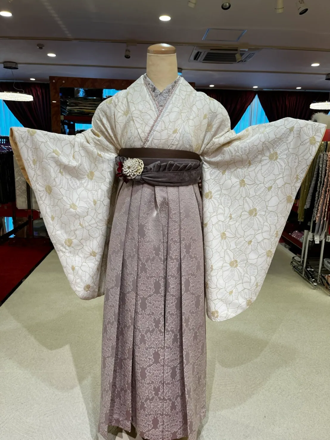 袴　レンタル　前撮り　くすみカラー　レース　かわいい　おしゃれ　大阪　梅田