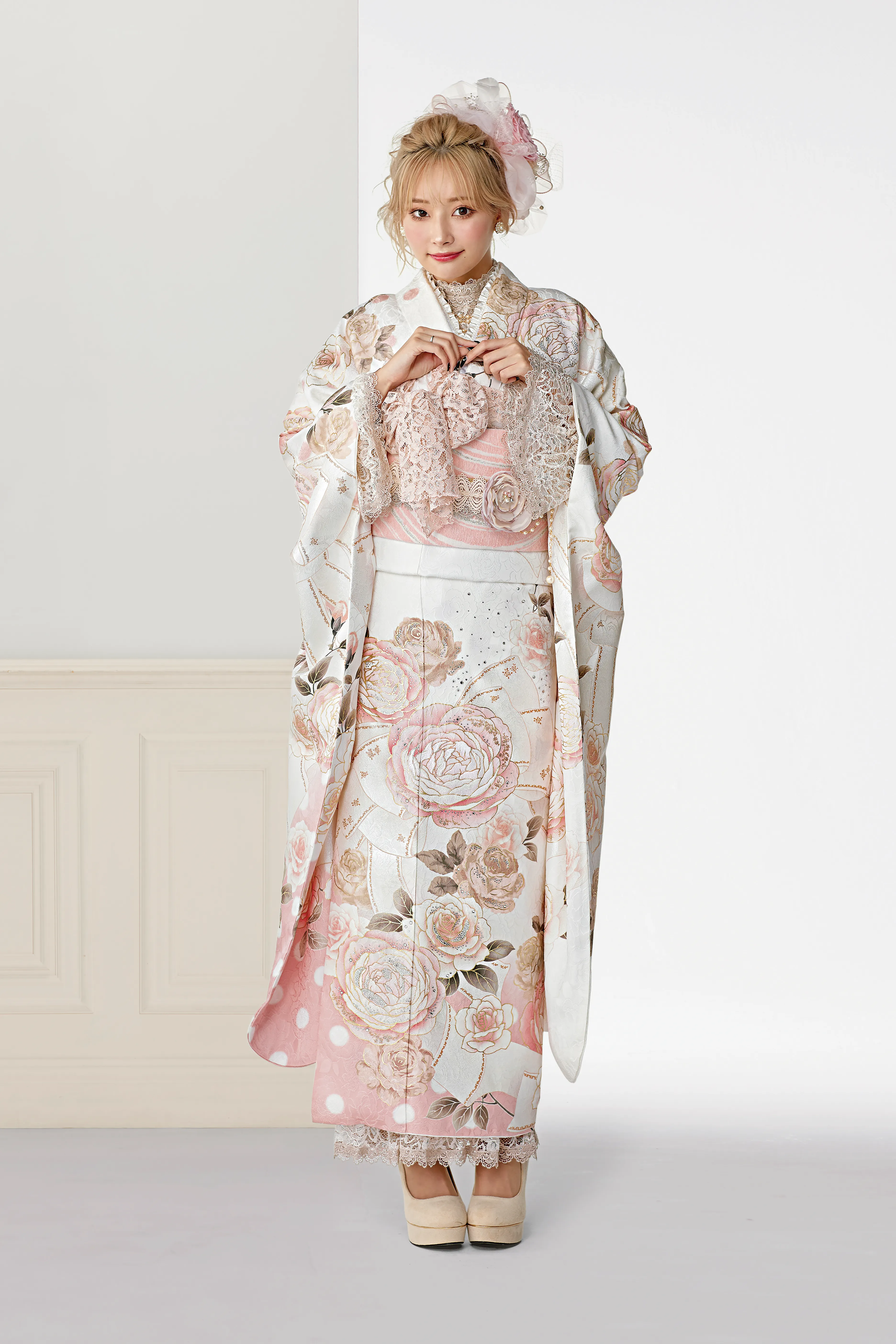 2024　2025　成人式　振袖レンタル　レース　最新小物　CHANELカラー　ヘップバーン　可愛い　キラキラ　ガーリー　女の子　ピンク