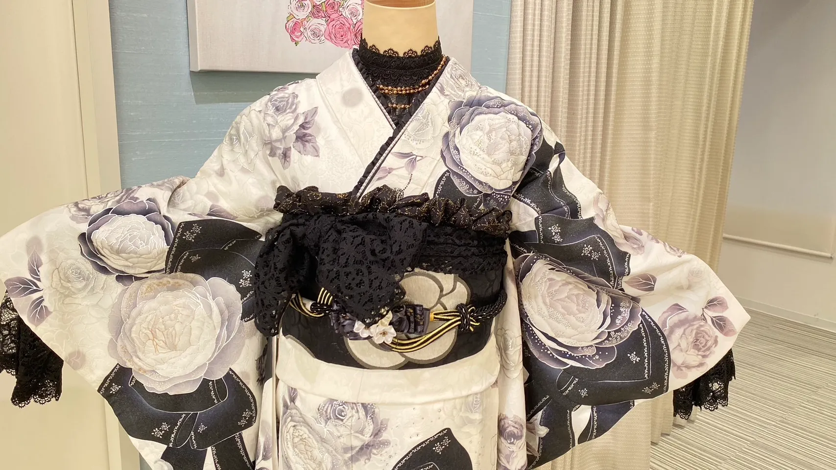 2024　2025　成人式　振袖レンタル　レース　最新小物　CHANEL　ヘップバーン
