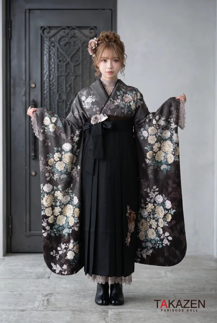 TAKAZENのレンタル袴 くすみカラーガーリー　グレー　JILL STUART(ジルスチュアート)　お洒落　レースインナーコーデ　ブーツスタイル　【通販可】GH6