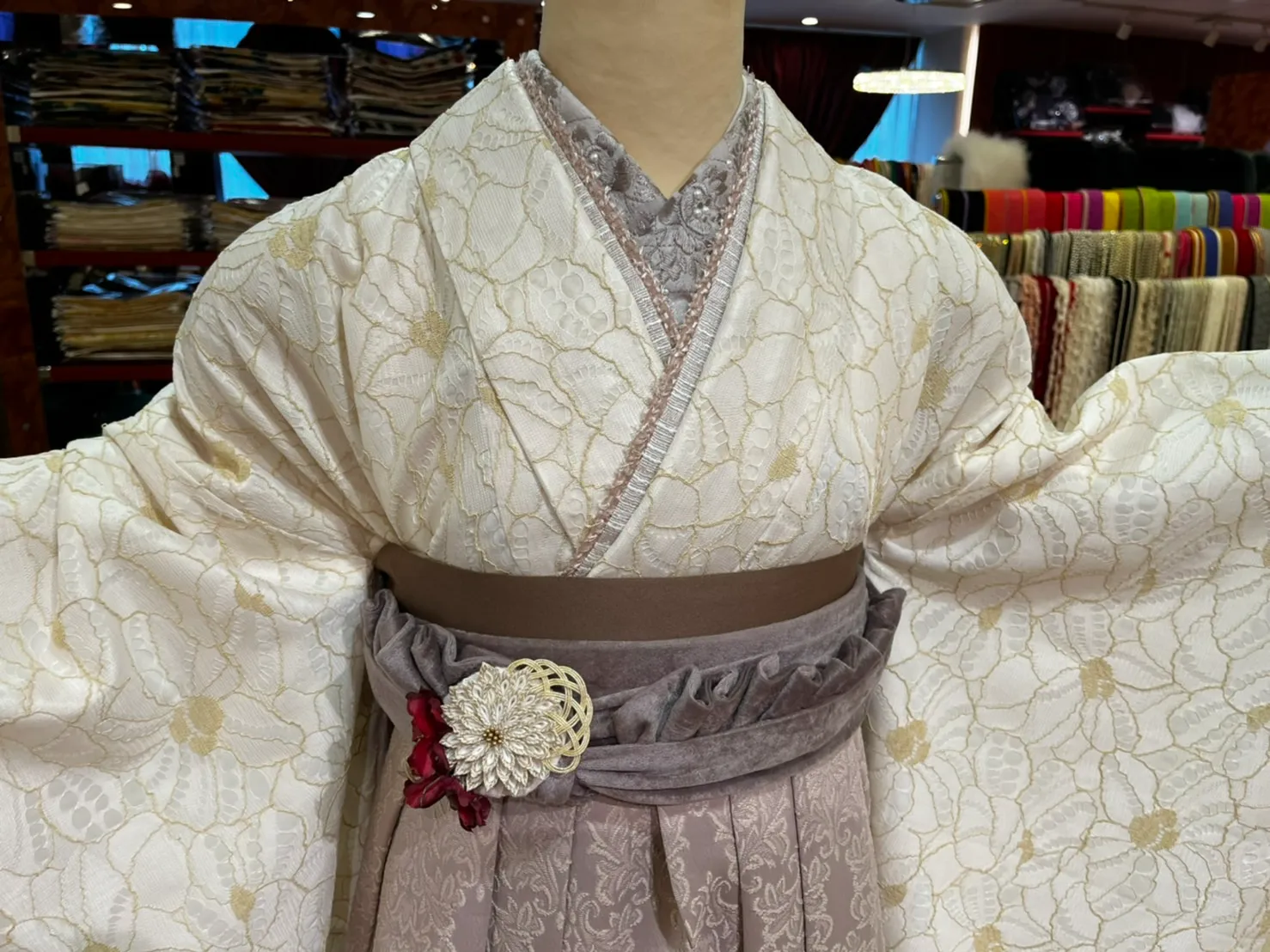 袴　レンタル　前撮り　くすみカラー　レース　かわいい　おしゃれ　大阪　梅田