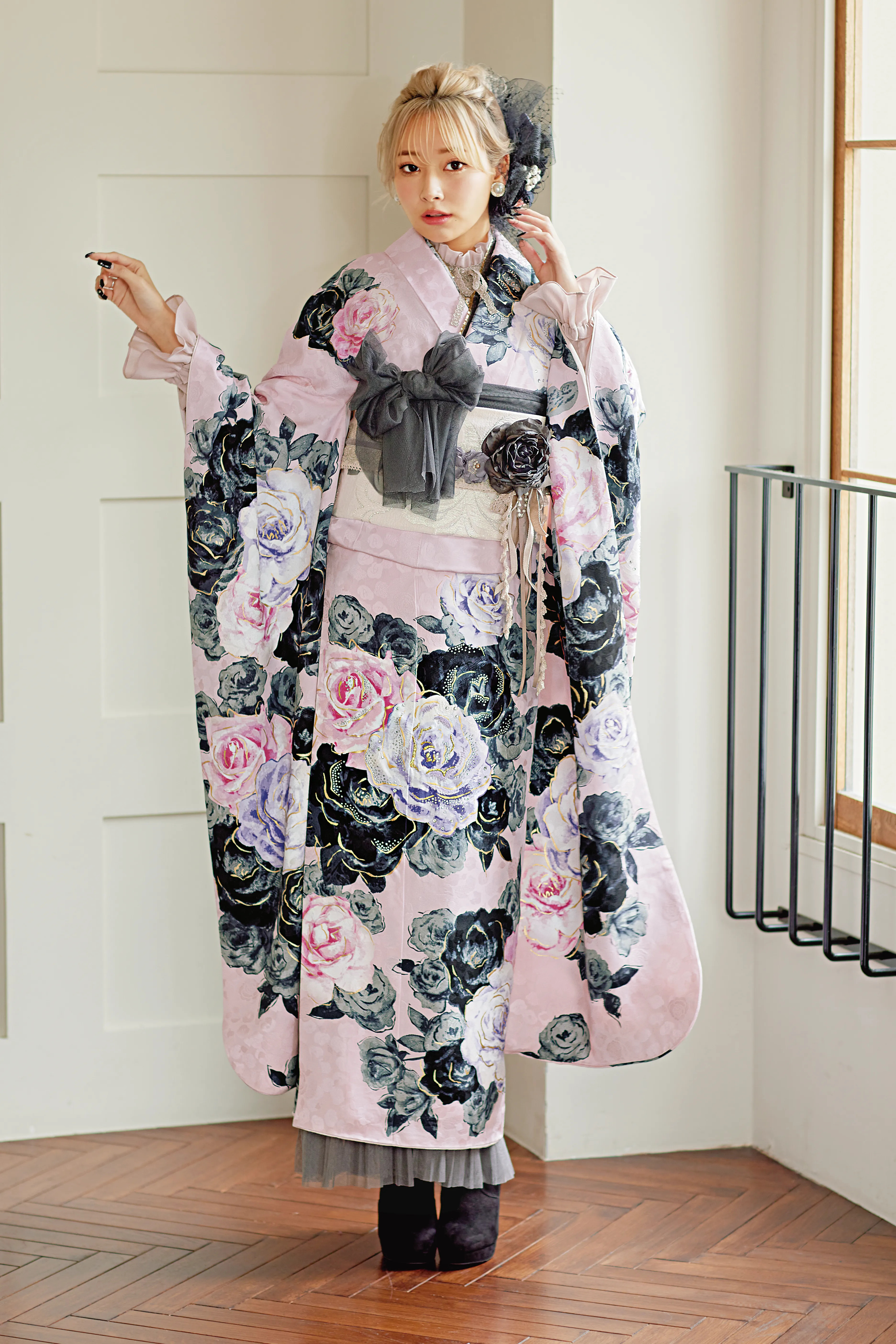 成人式　振袖レンタル　なんば　心斎橋　かわいい　ピンク　バラ