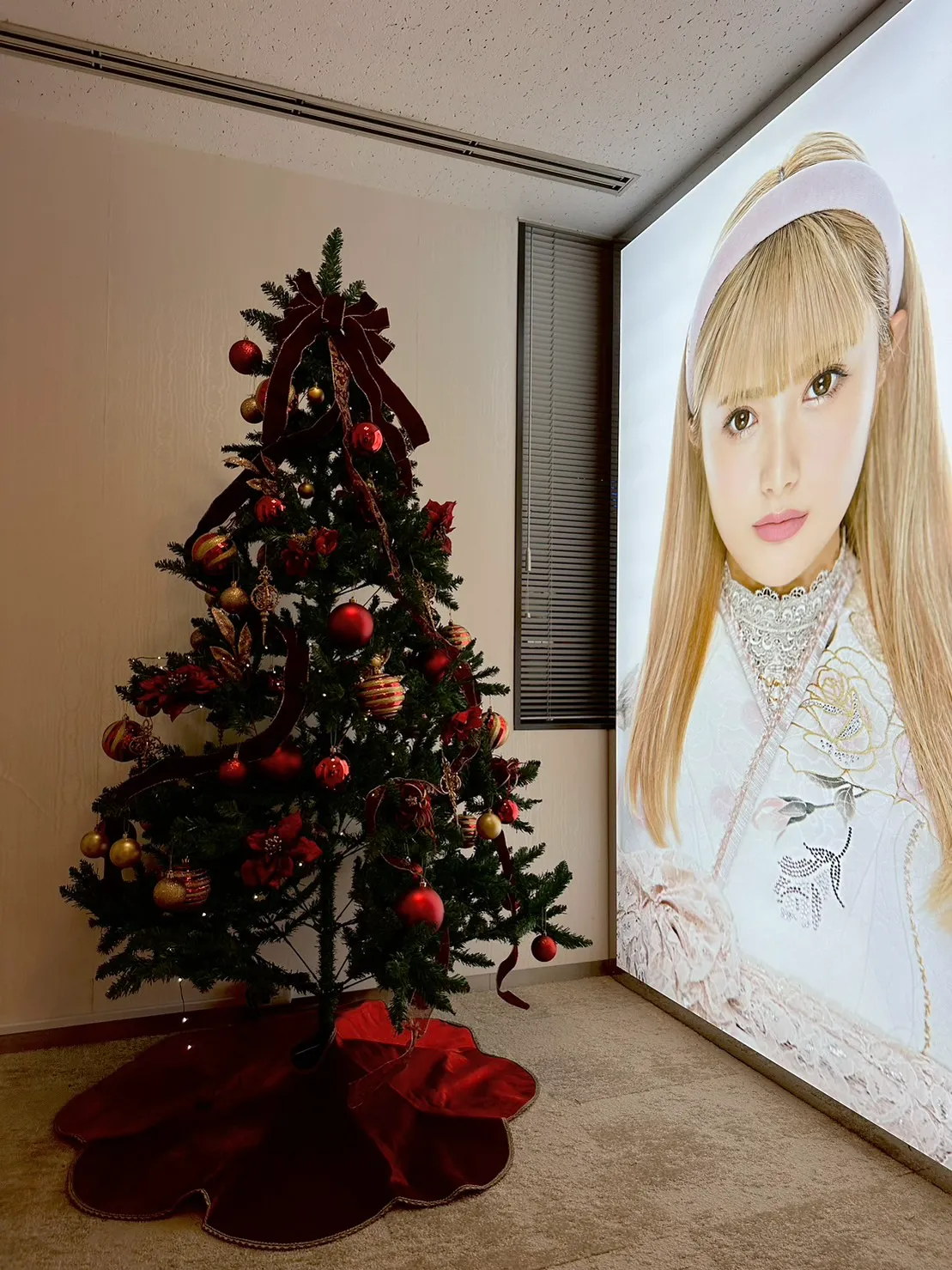 【TAKAZEN大阪梅田本店】♥15日　クリスマスツリー飾りました♥
