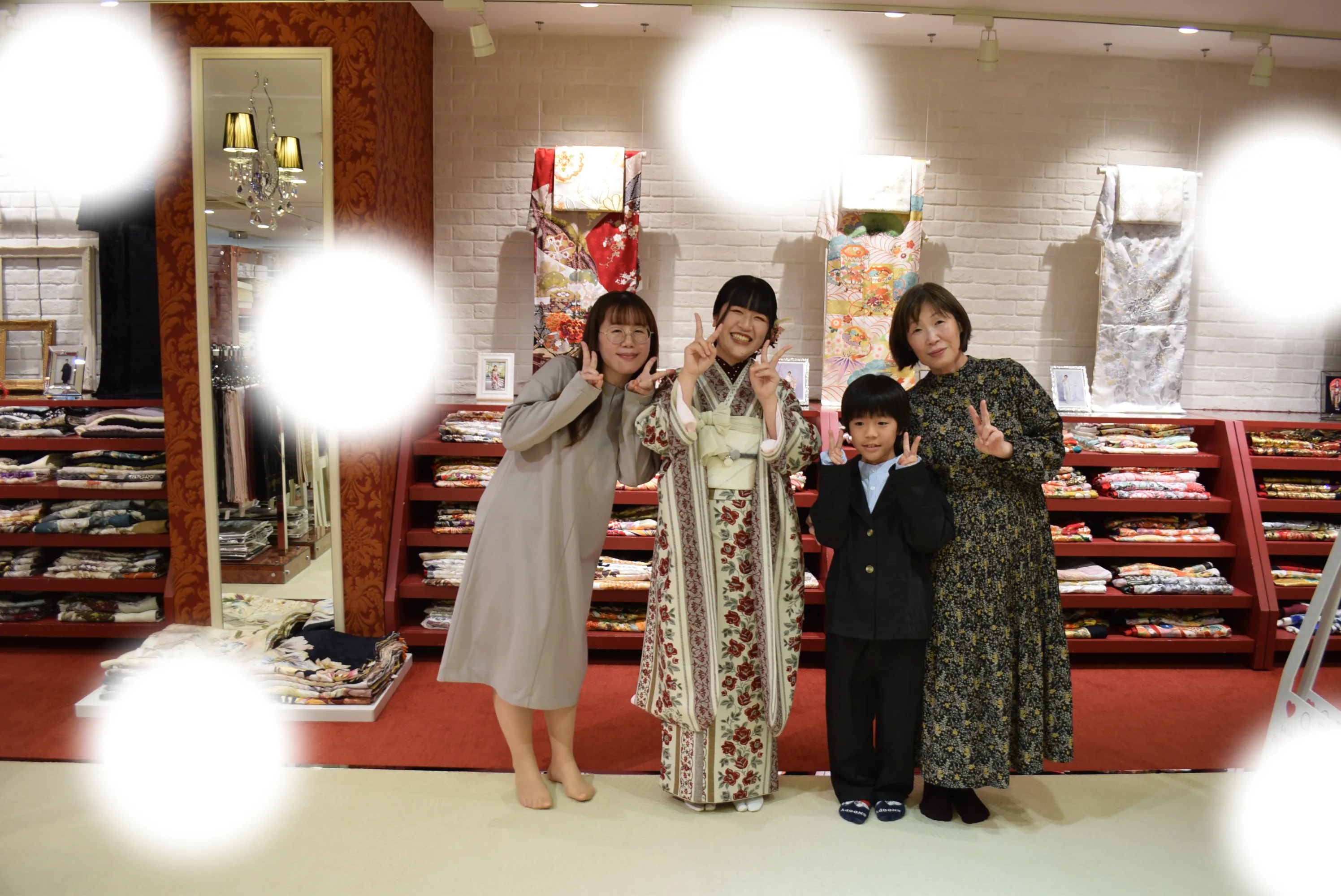袴レンタル　振袖レンタル　くすみ　キラキラ　かわいい　梅田　大阪　安い　イマドキ　古典　くすみカラー　前撮り　ヴィンテージ　渋い