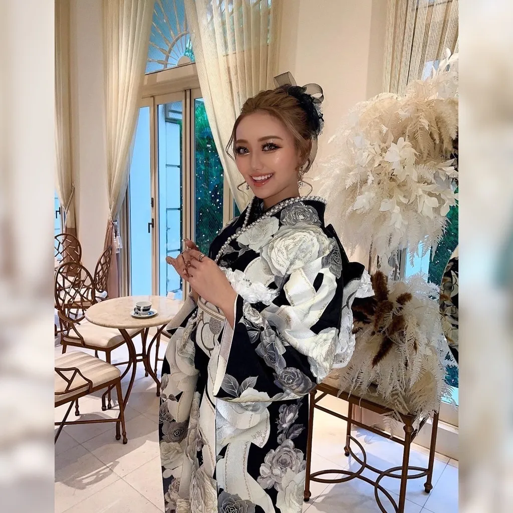 振袖レンタル　奈良　橿原　かわいい　おしゃれ　個性派　かわいい　かっこいい　くすみ　イマドキ　