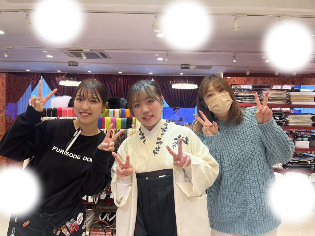 袴レンタル　振袖レンタル　くすみ　キラキラ　かわいい　梅田　大阪　安い　イマドキ　古典　くすみカラー　前撮り　ヴィンテージ　渋い