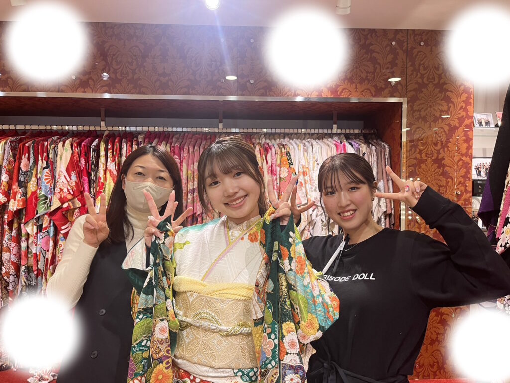 成人式　前撮り　梅田　袴　くすみカラー　かわいい　イマドキ　淡色　古典　タカゼン　撮影