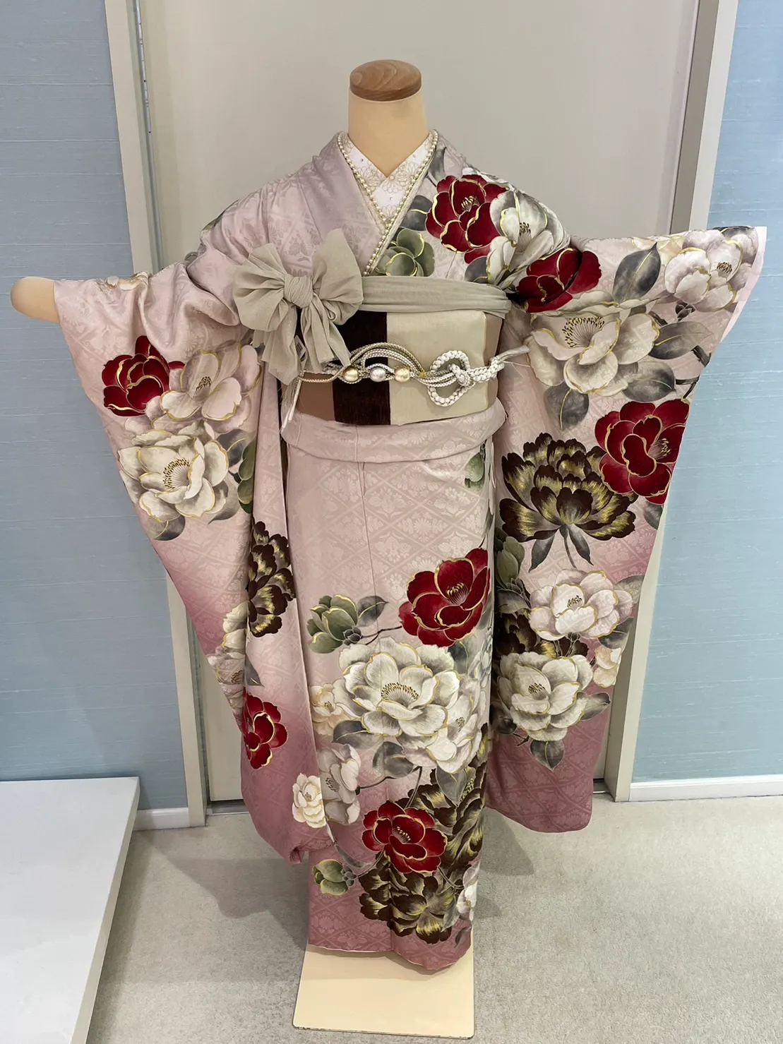 成人式　振袖レンタル　成人式振袖　レトロ　オシャレ　イマドキ　くすみカラー