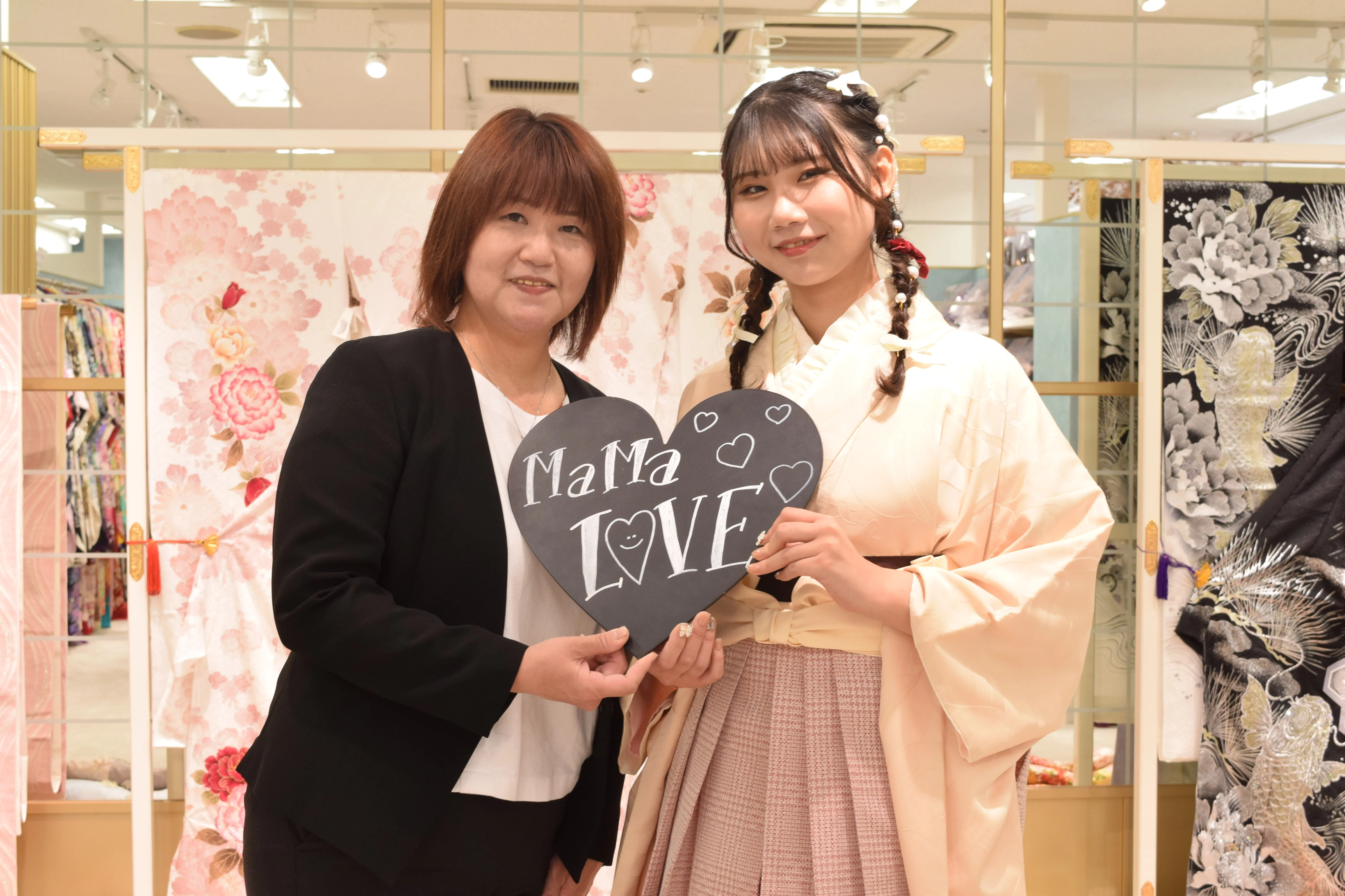 袴　レンタル　くすみ　ベージュ　いまどき　前撮り　撮影会