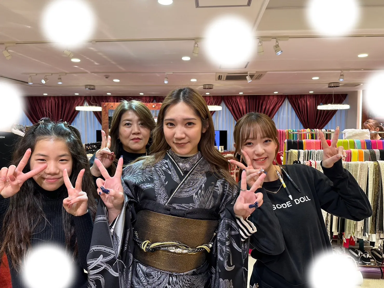 袴レンタル　振袖レンタル　くすみ　キラキラ　かわいい　梅田　大阪　安い　イマドキ　古典　くすみカラー　前撮り　ヴィンテージ　渋い