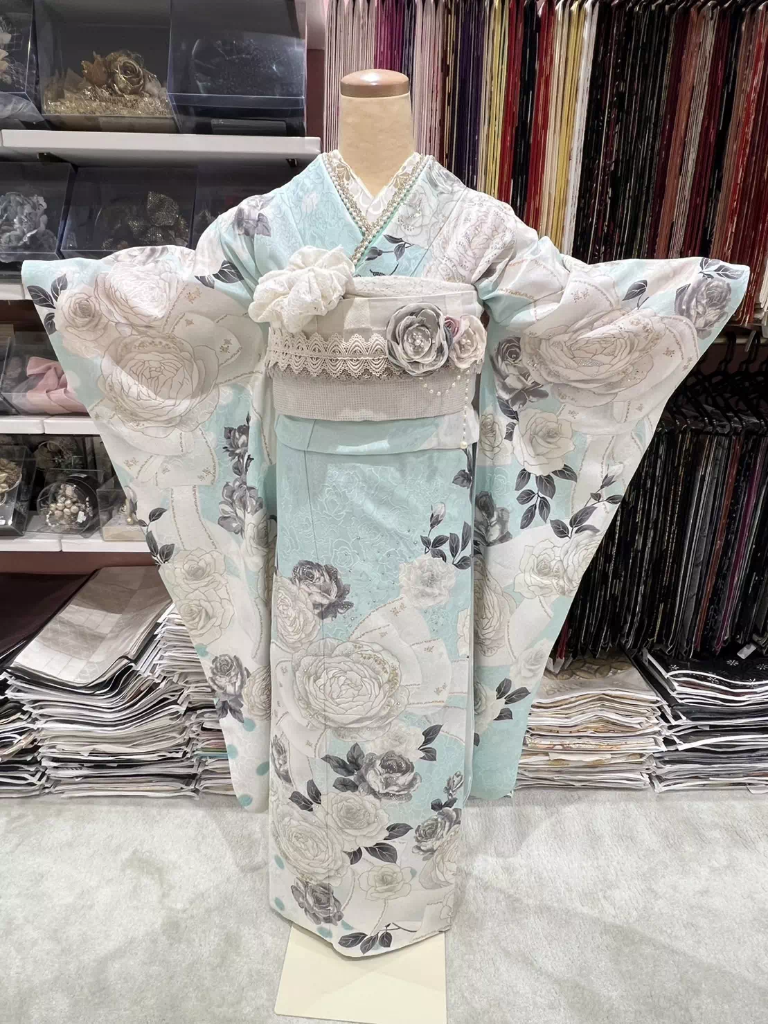 TAKAZEN姫路店　姫路市　成人式　卒業式　袴　振袖　ヘップバーン　