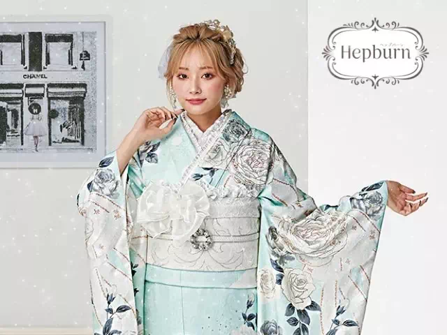 【TAKAZEN姫路店】♡3日　TAKAZEN完全オリジナルパール加工とスワロフスキーが付いたキラキラで可愛いヘップバーンのお振袖のご紹介♡