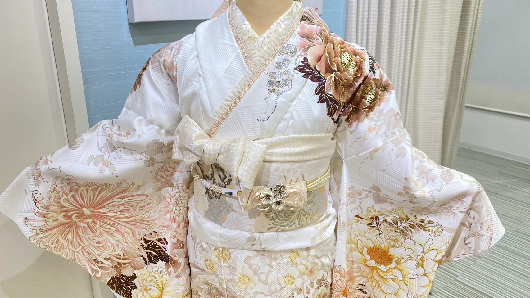 2025年　振袖　成人式　TAKAZEN堺店　ちぃぽぽ　ブランド振袖　オリジナル配色