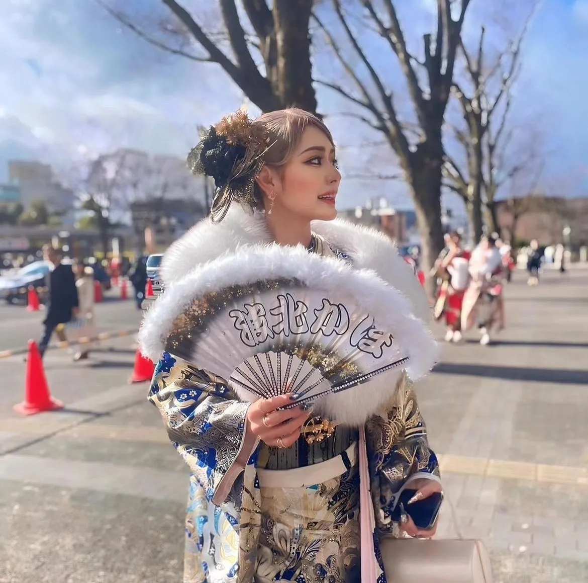 成人式　前撮り　梅田　袴　くすみカラー　かわいい　イマドキ　淡色　古典　タカゼン　撮影