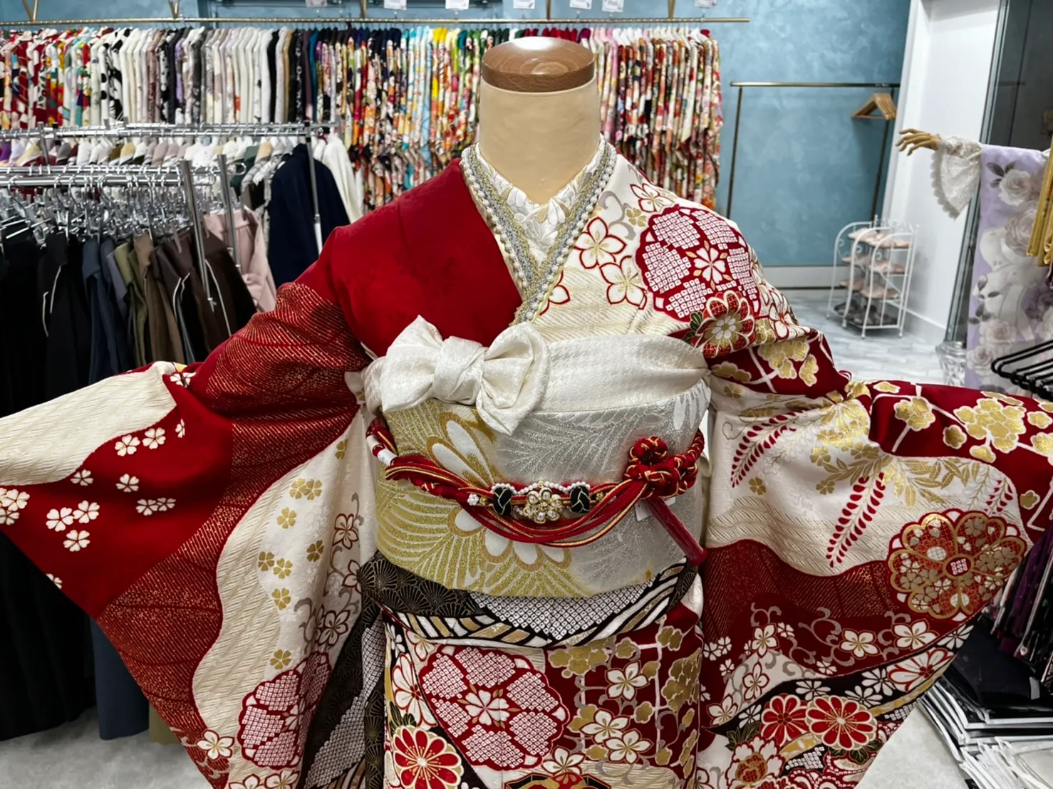 古典　おしゃれ　いまどき　赤　振袖　レンタル　大阪　なんば