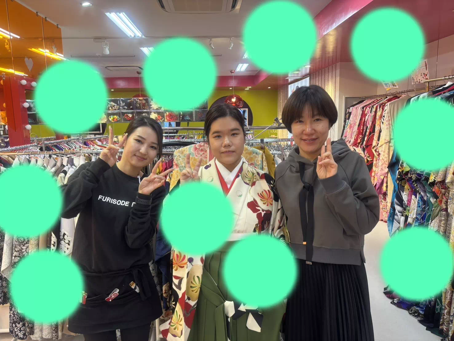 TAKAZEN神戸店　袴レンタル　緑色　おしゃれ　被らない　駆け込み　間に合う　卒業式　袴コーデ