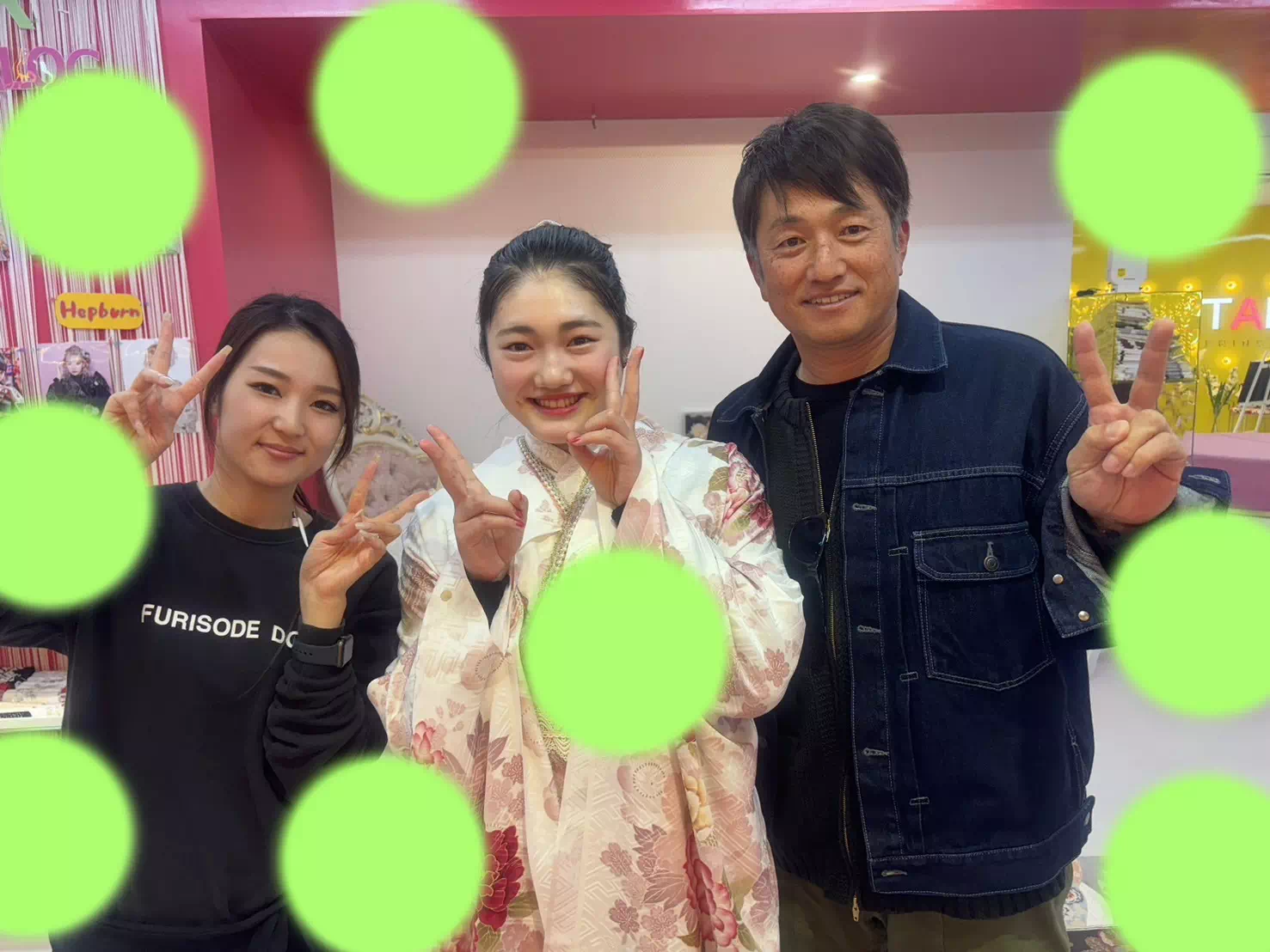 TAKAZEN神戸店　イマドキ振袖　振袖レンタル　くすみカラー　かわいい　成人式　被らない