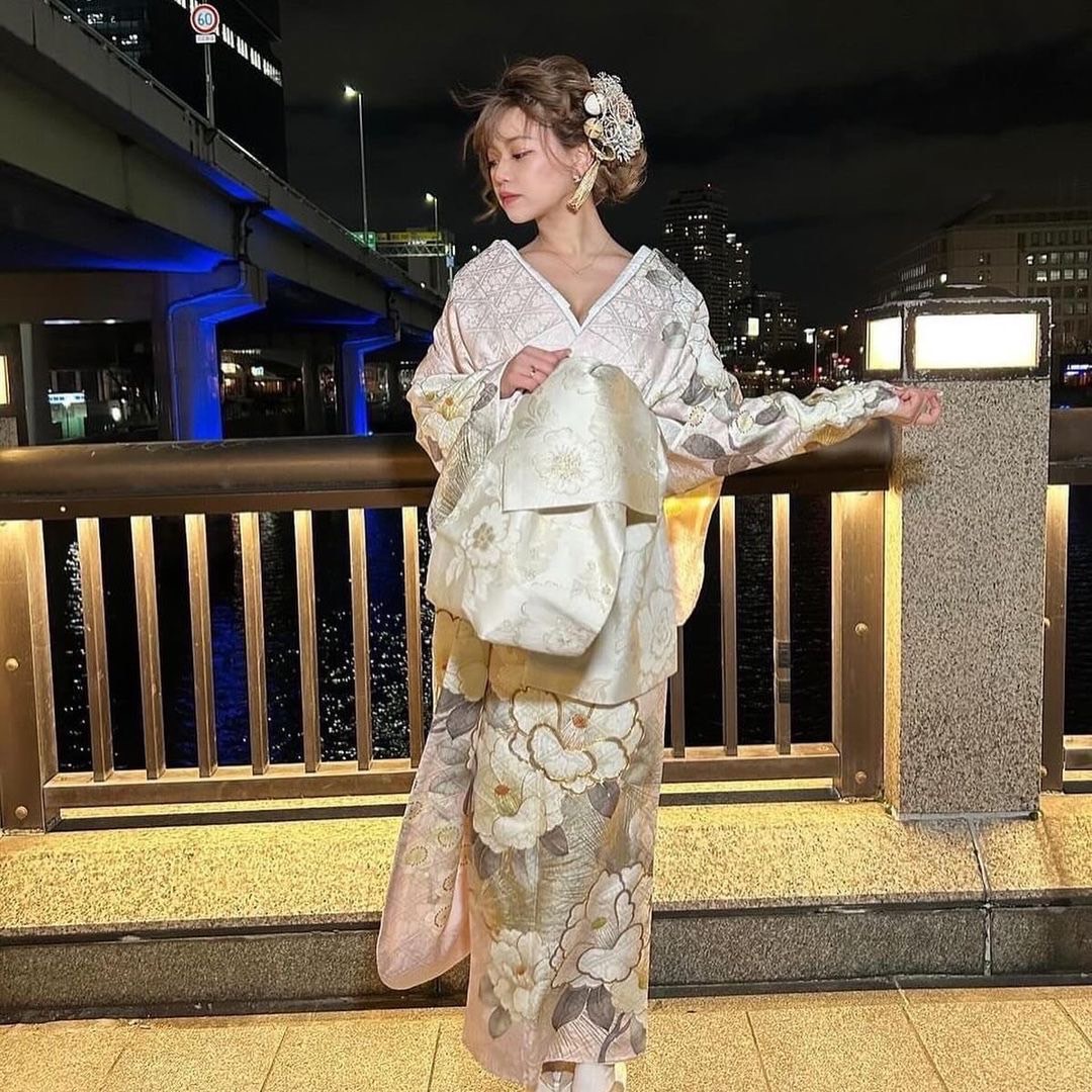 振袖レンタル　奈良　橿原　かわいい　おしゃれ　個性派　かわいい　かっこいい　くすみ　イマドキ　