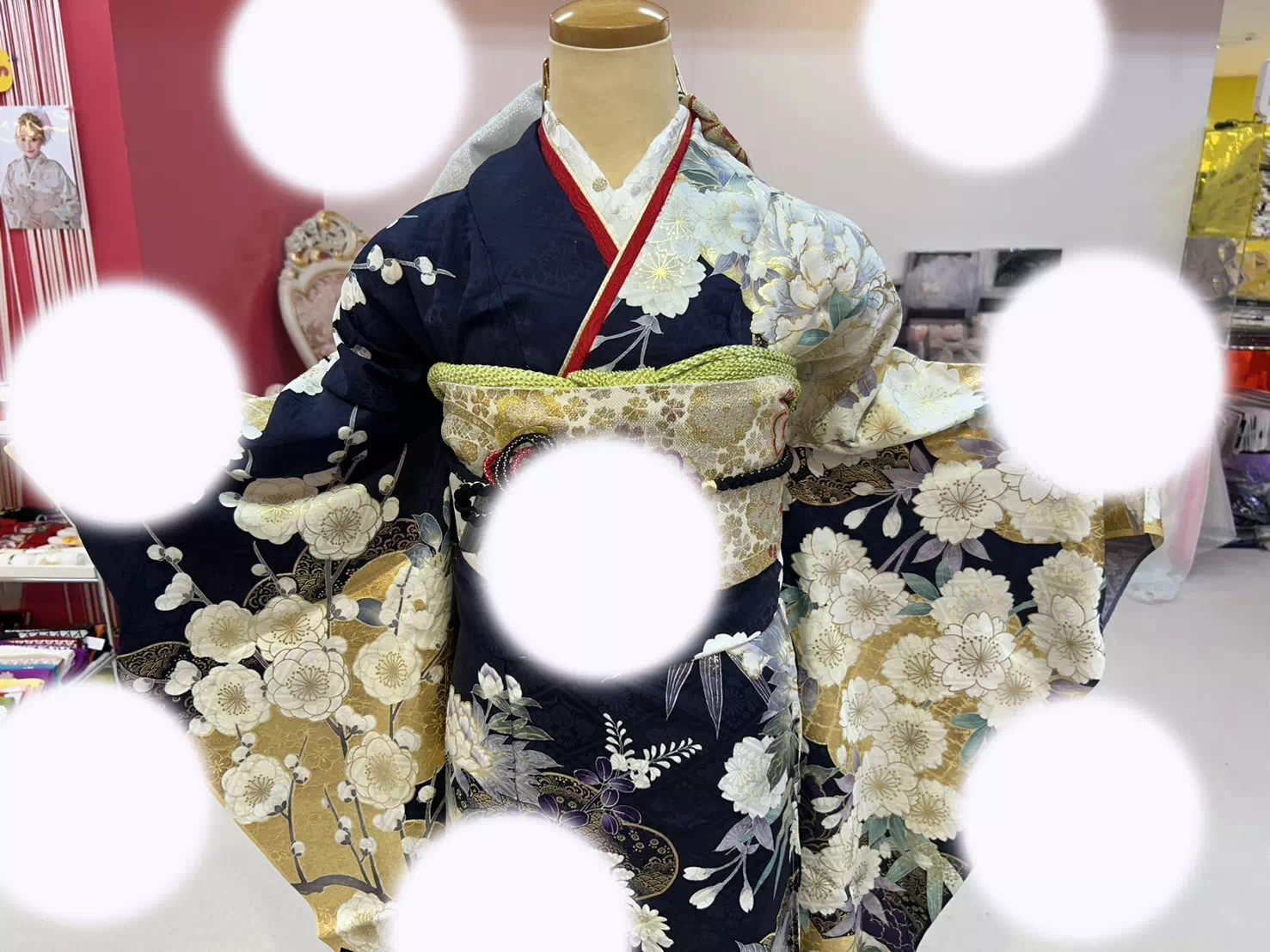 正統派古典　紺色の振袖　大人っぽい　落ち着いた　神戸　三宮　元町　成人式　振袖レンタル　TAKAZEN