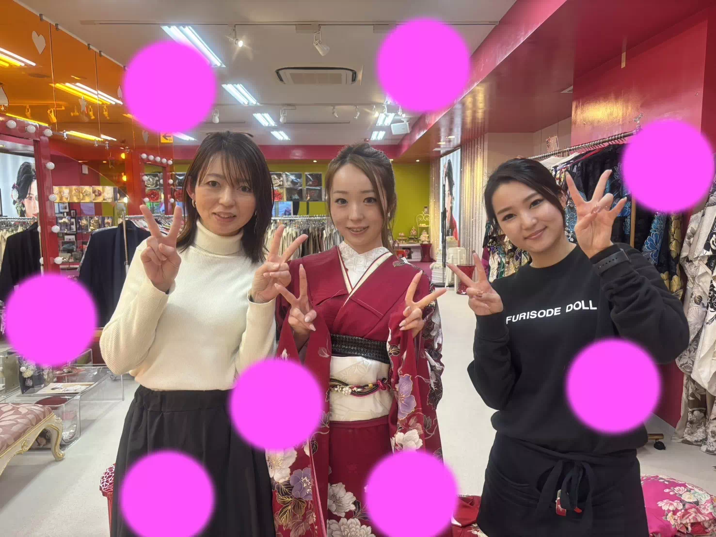 【TAKAZEN神戸三宮店】♡24日 新作で人気のある池田美優ちゃん着用のエレガントでゴージャスな着物メーカーブランド2026年成人の姫ちゃん♡