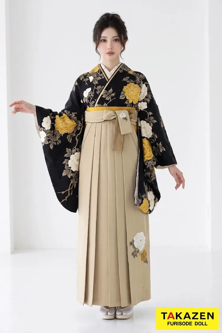 TAKAZENのレンタル袴 そしてゆめブランド袴 古典柄 黒/からし 牡丹柄 大人っぽい 大正ロマン ブーツスタイル【通販可】R25072