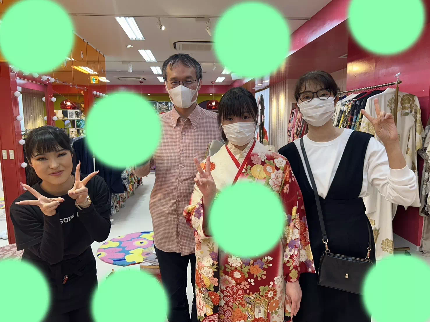 【TAKAZEN神戸三宮店】♡14日　とっても華やかでカワイイ♡白×赤の王道で豪華な正統派古典のお振袖の姫ちゃん♡