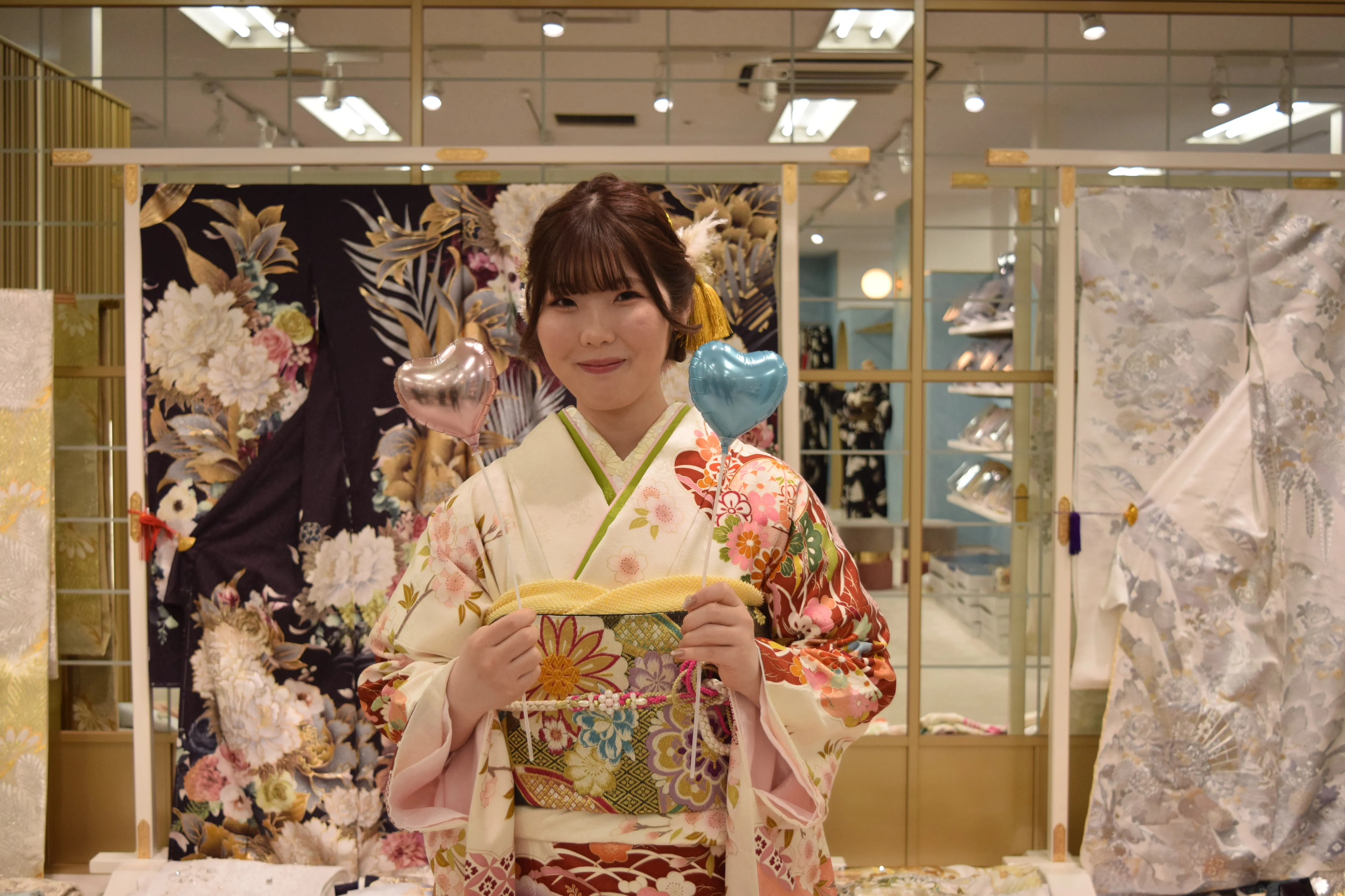 前撮り　振袖　撮影会　大阪　心斎橋　なんば　天王寺　人気　古典柄　かわいい