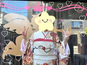 正統派古典　白/黒/赤　菊柄　かわいい　清楚　伝統的　金彩刺繍京友禅　おしとやか