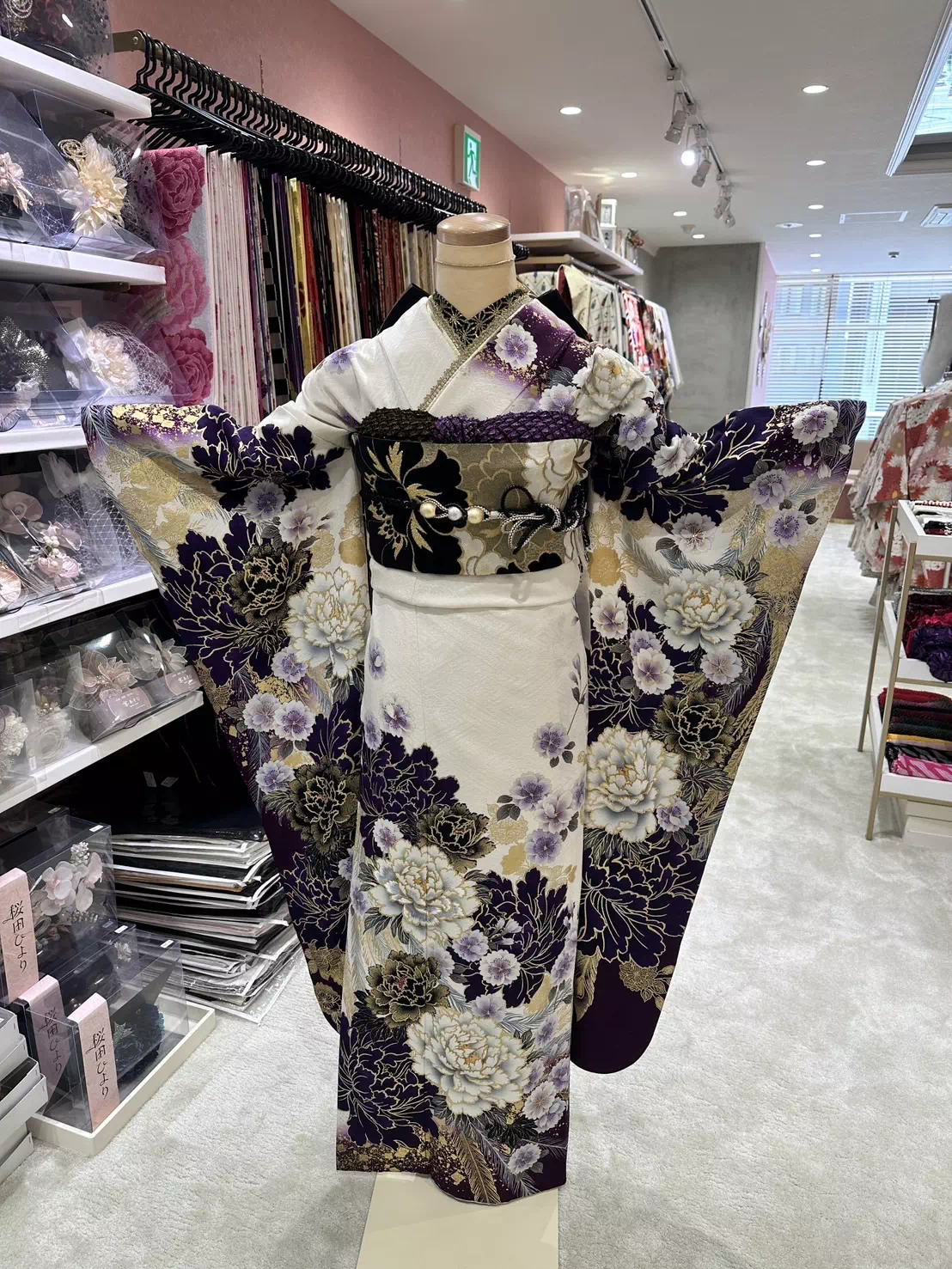 TAKAZEN姫路店　姫路市　成人式　卒業式　袴　振袖　イマドキ振袖　古典柄　口コミ　振袖レンタル　イマドキコーディネート　姫路市振袖レンタル　takazen　2024年成人 2025年成人　成人式　